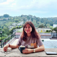 Yolanda Leony Alexandria
